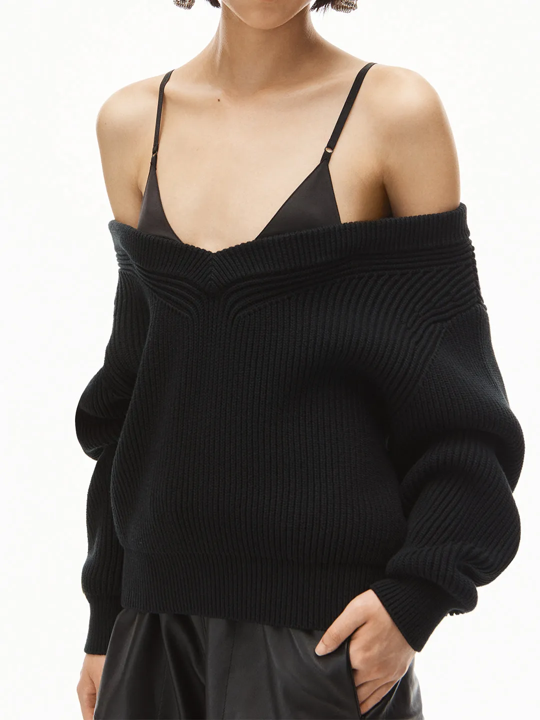 Alexander Wang Off-Shoulder Ribbed Knit Jumper